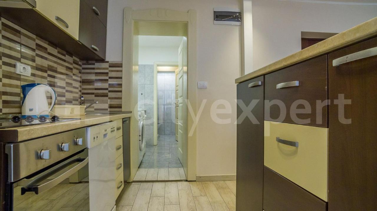 Central Apartment With Garage Нови Сад Екстериор снимка